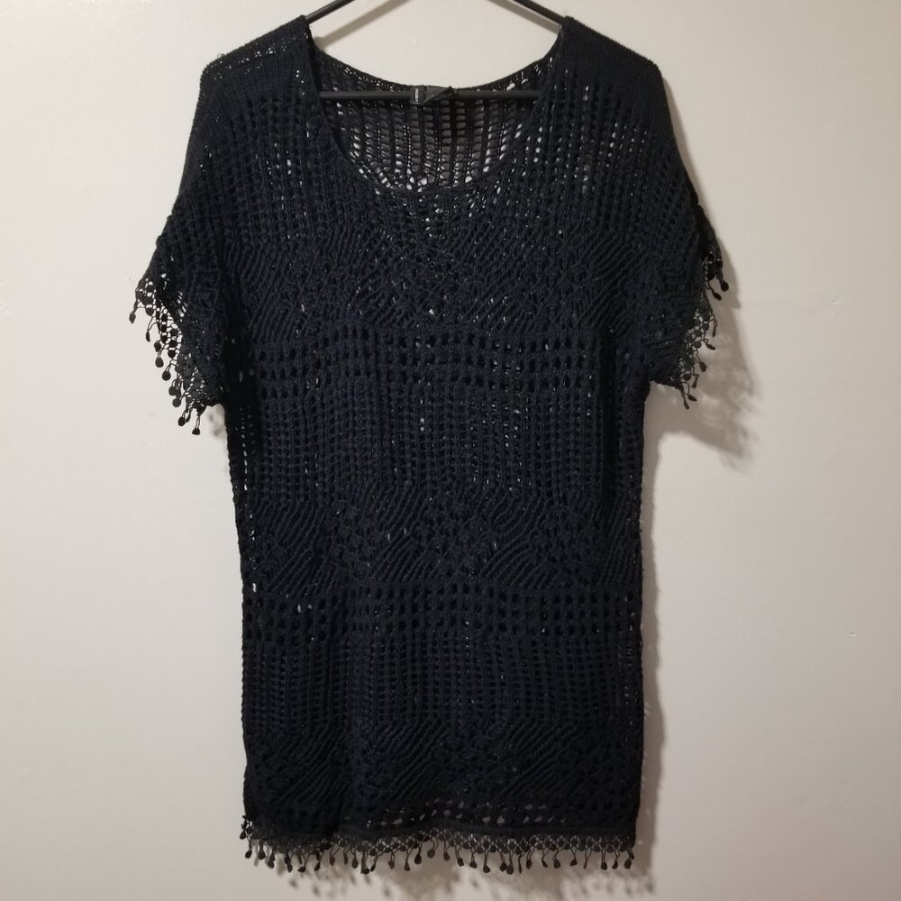 ❤️2/$12 Black Boho Fringe Sweater Medium